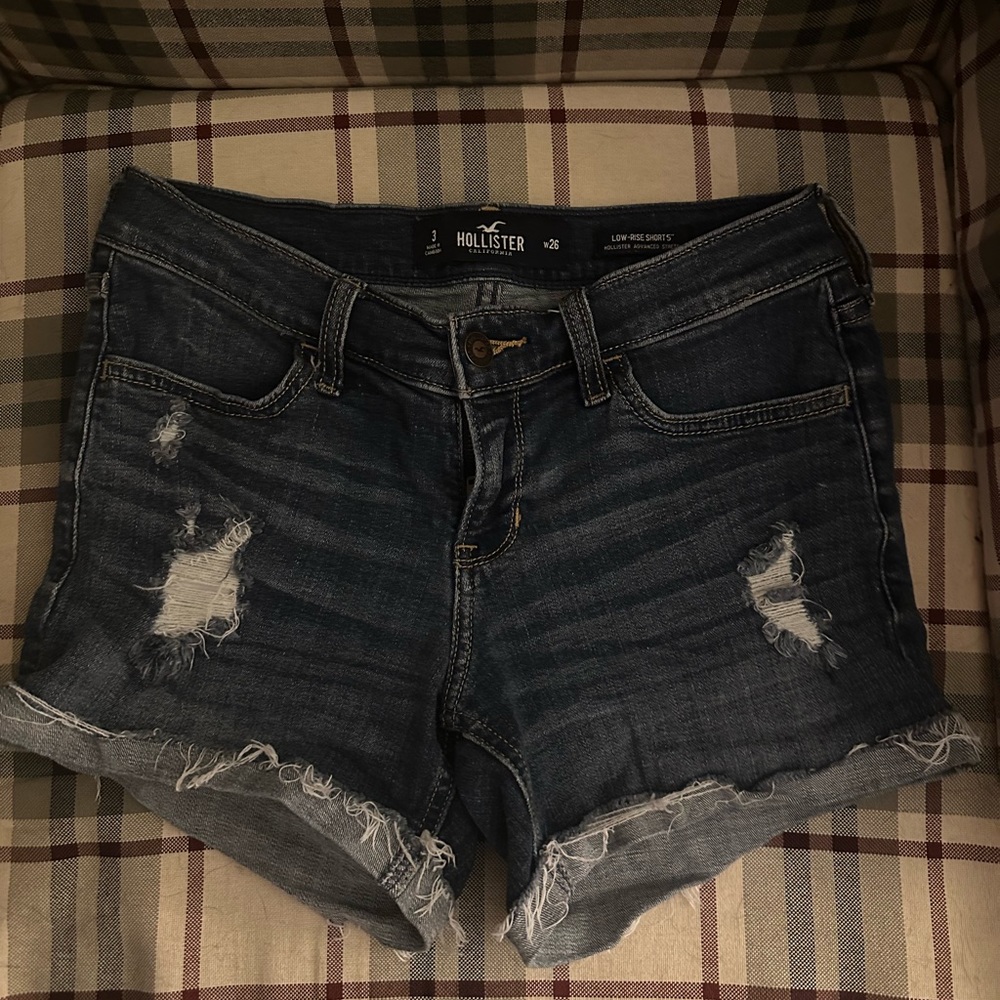Hollister Low Rise Distressed Midi Shorts